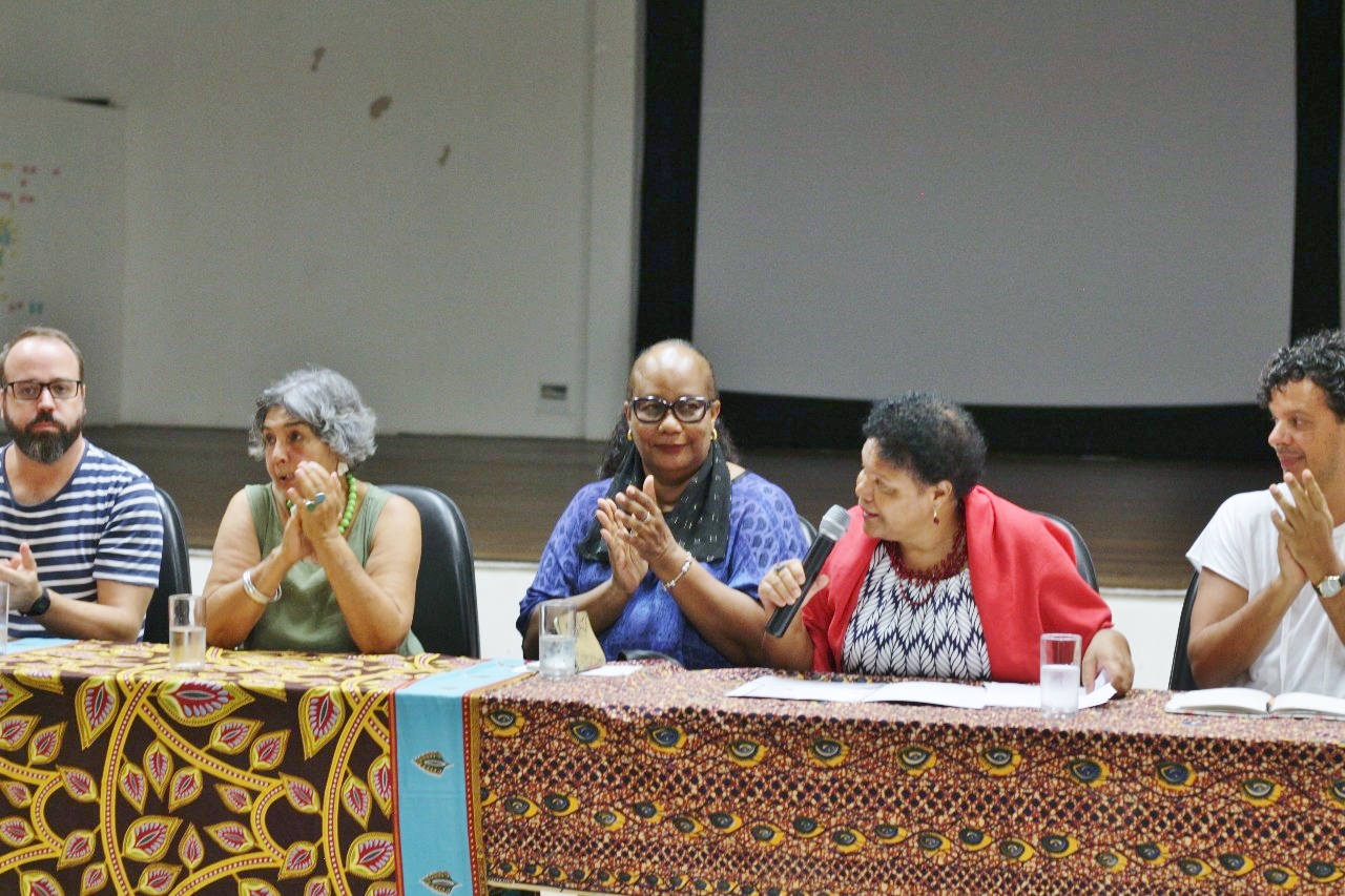 mesa menção honrosa Paulo Freire